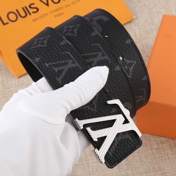 激安ルイヴィトンベルト背面デザイン